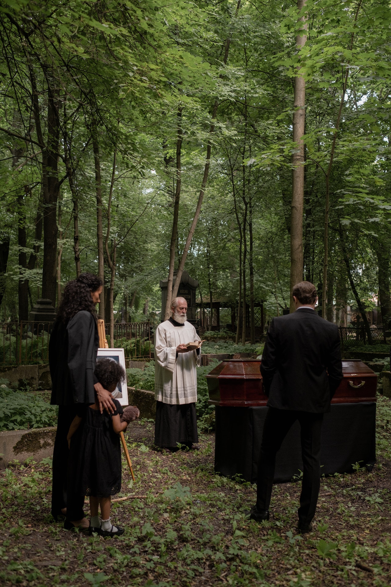 Including Eulogies and Tributes in a Catholic Funeral Program: Honoring the Life and Legacy